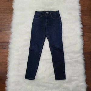 Levi's High Rise Denim Curve Jeans Blue Size 25 Cotton Blend 5 Pockets W/ Logo